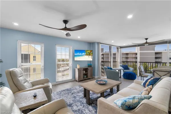 $12,000 | 3483 Gulf Shore Boulevard North, Unit 604, Naples, FL 34103