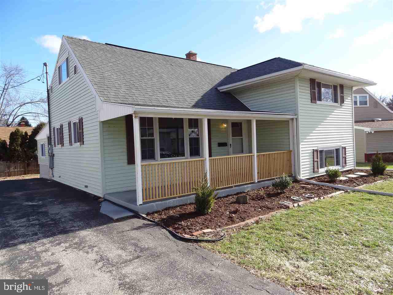 1505 Devers Road York, PA 17404 - Photo 3 of 32