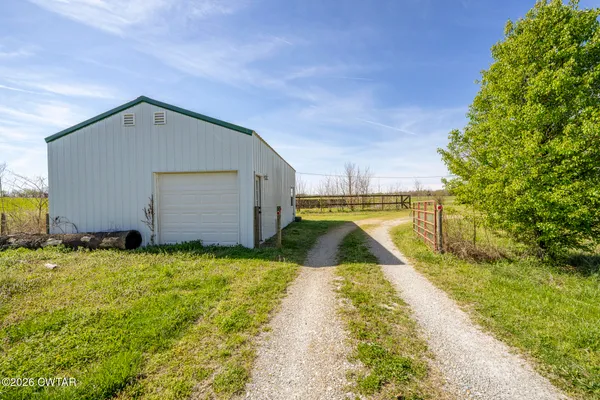 $384,900 | 10665 Highway 54, Paris, TN 38242