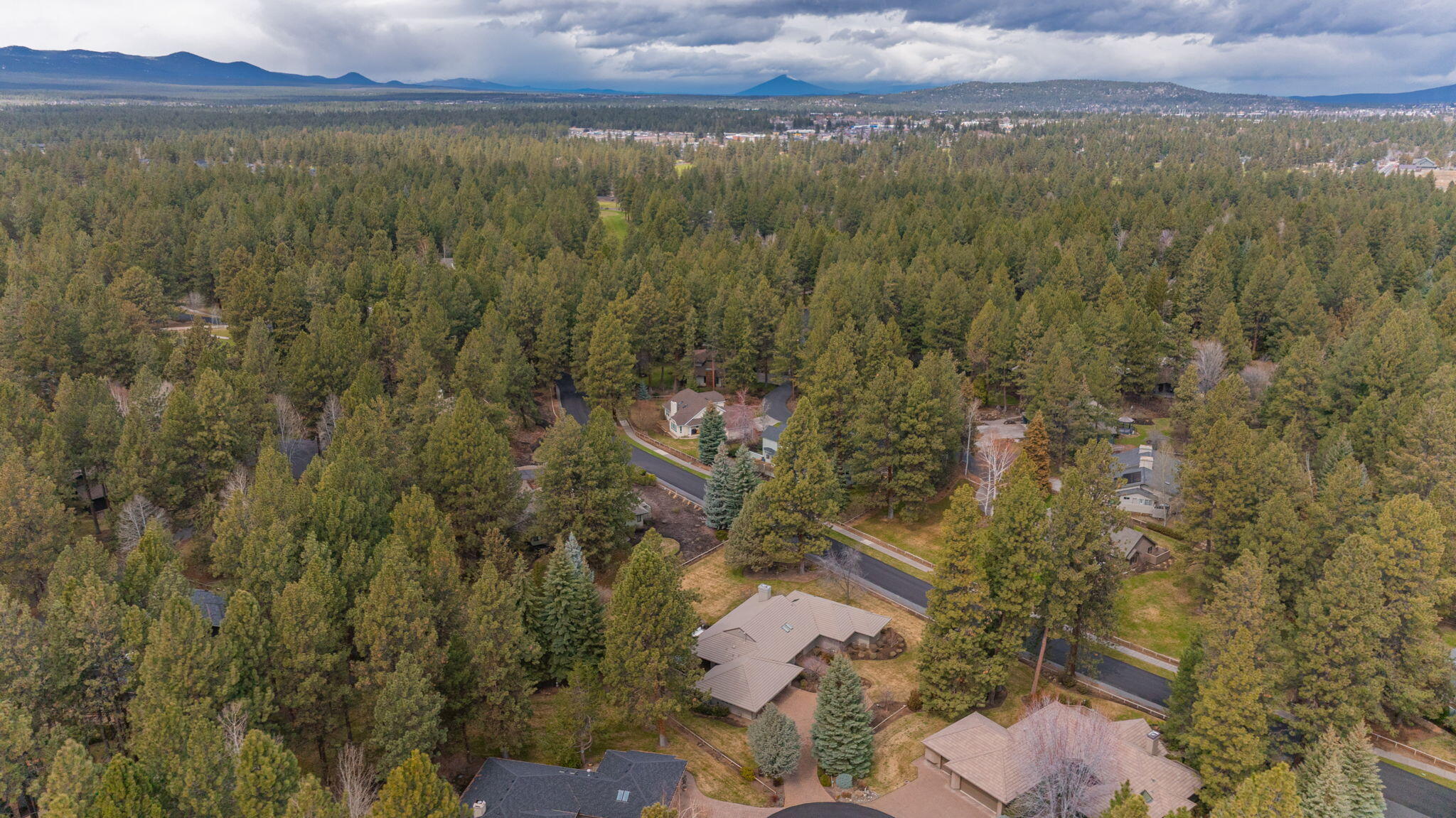 20400 Keystone Court Bend, OR 97702 - Photo 76 of 87 65 Keystone