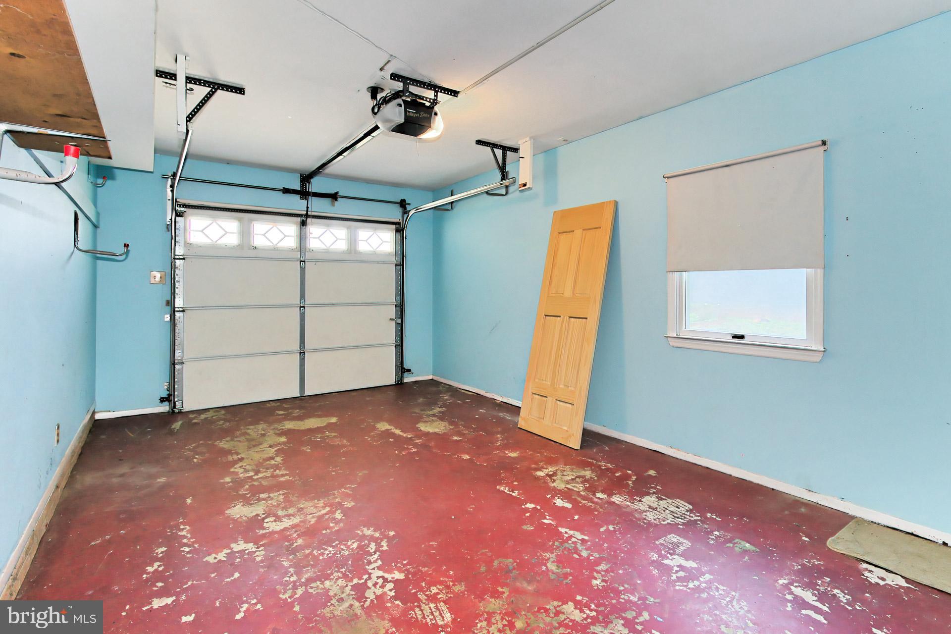 4123 Lees Corner Road Chantilly, VA 20151 - Photo 37 of 47 an empty room with closet and wooden floor