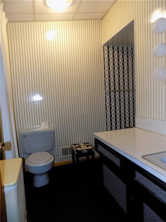 250 Byron Road Pittsburgh, PA 15237 - Photo 14 of 20 Master Bath