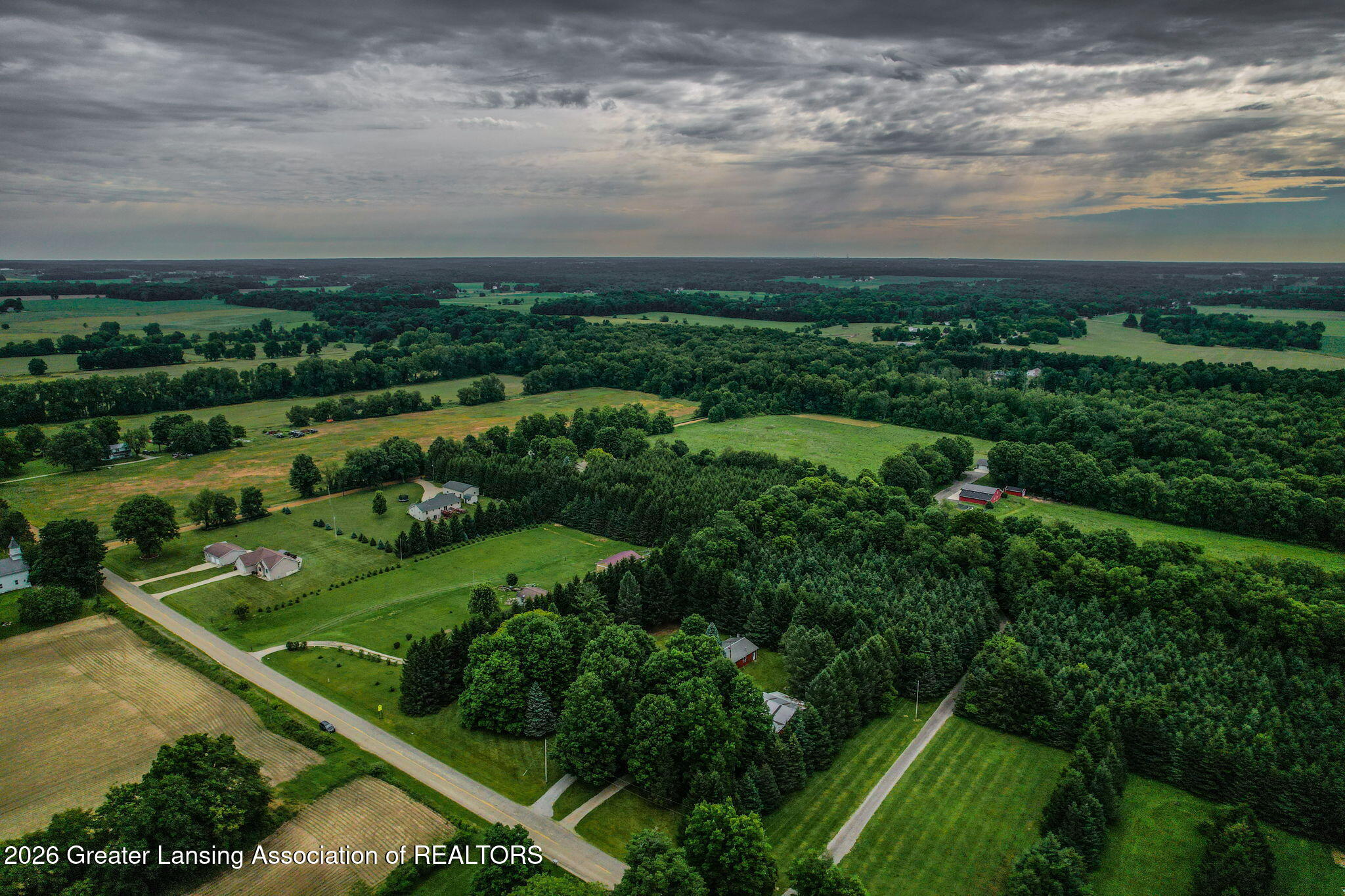916 North Ainger Road Charlotte, MI 48813 - Photo 4 of 43 4-web-or-mls-dji_fly_20260624_094938_384