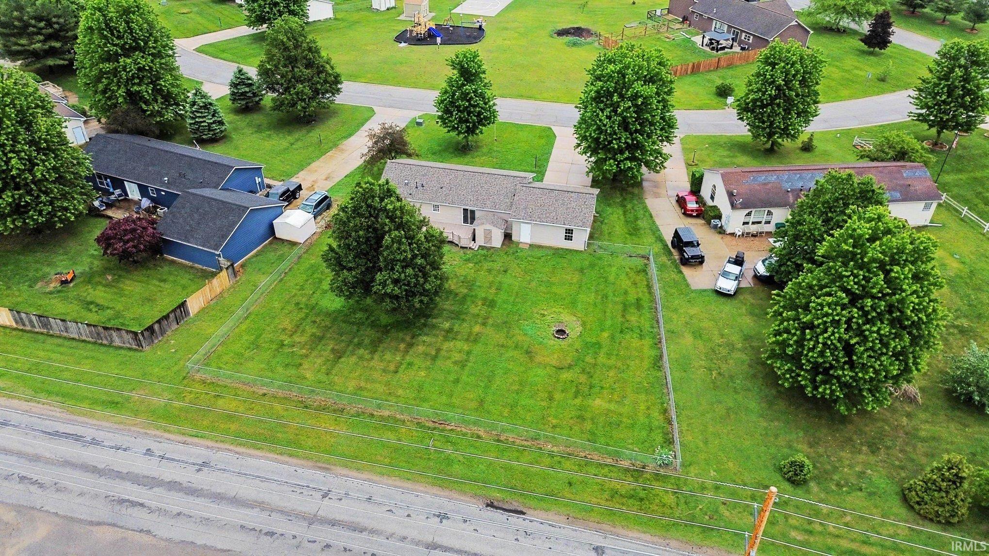 4235 Westerner Winds Road Warsaw, IN 46582 - Photo 28 of 29 Gallery Image 28