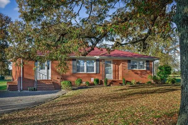 $399,000 | 2015 Cookeville Highway, Smithville, TN 37166