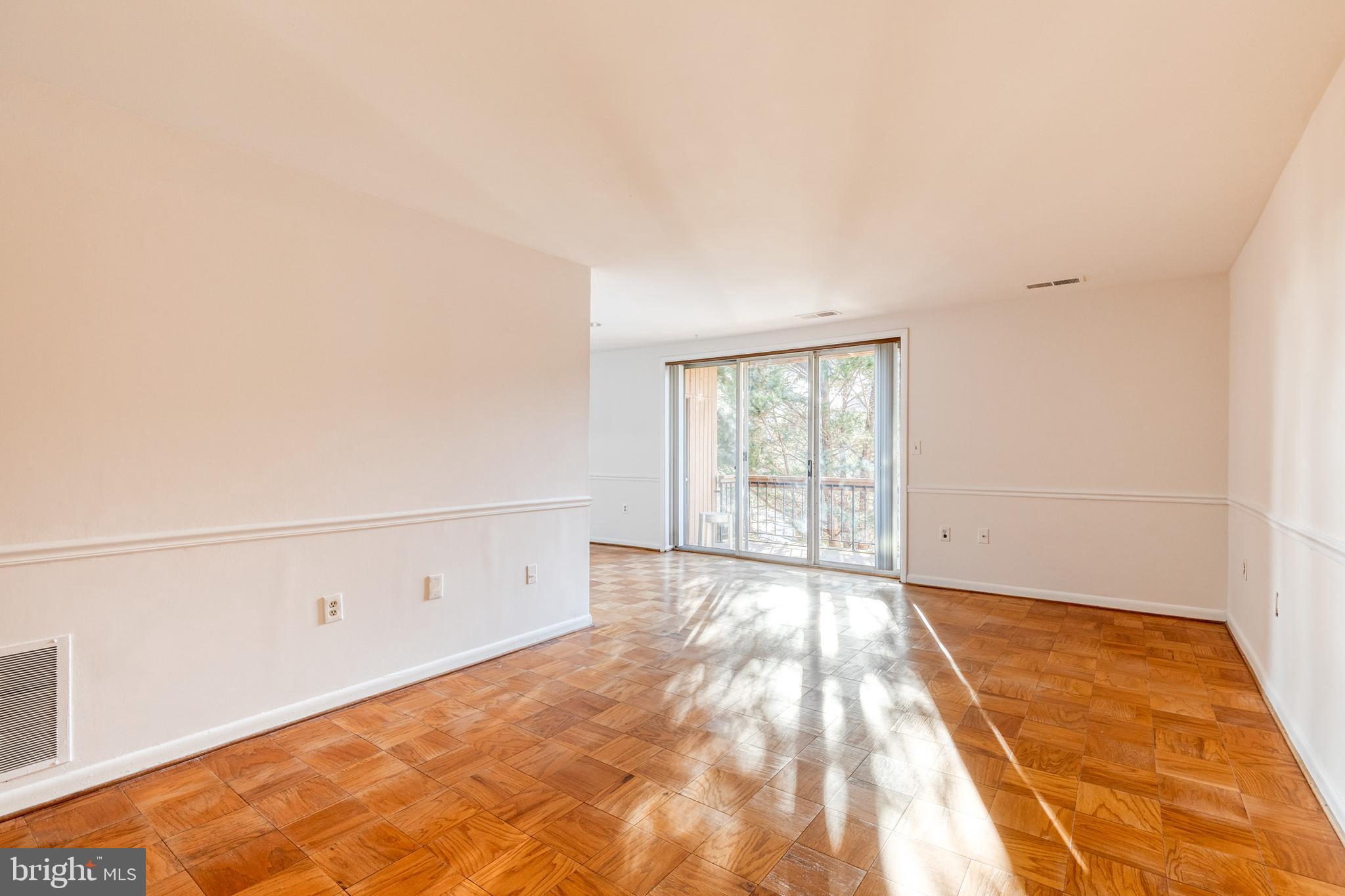 1 Cross Keys Road, Unit 1D Baltimore, MD 21210 - Photo 2 of 15