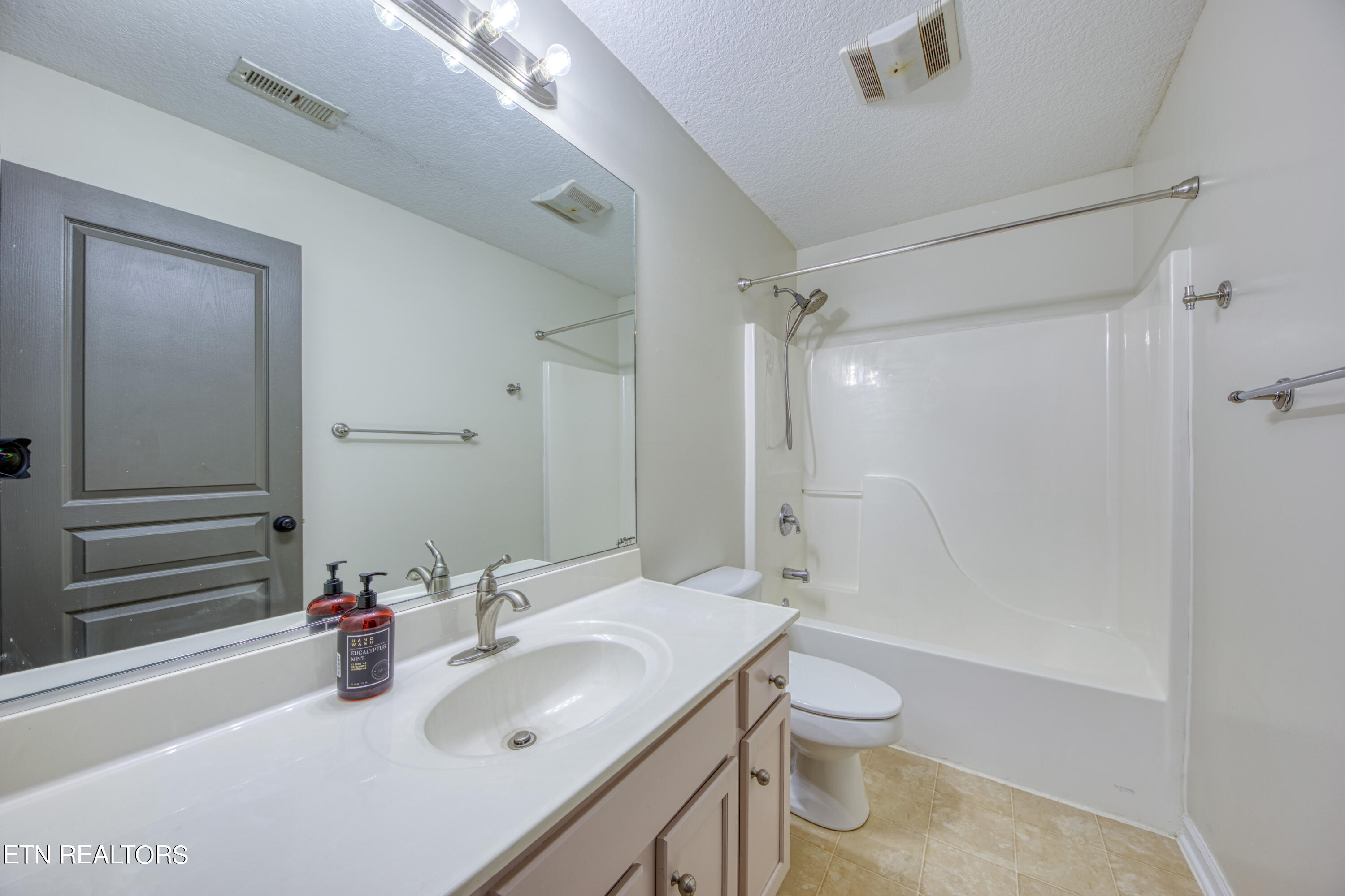 1336 Wineberry Road Powell, TN 37849 - Photo 19 of 33 1000000718