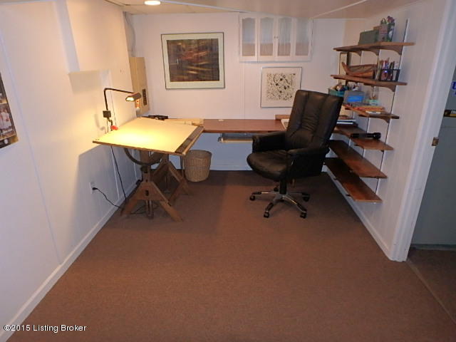 2130 Edgehill Road Louisville, KY 40205 - Photo 26 of 30 edgehill 018