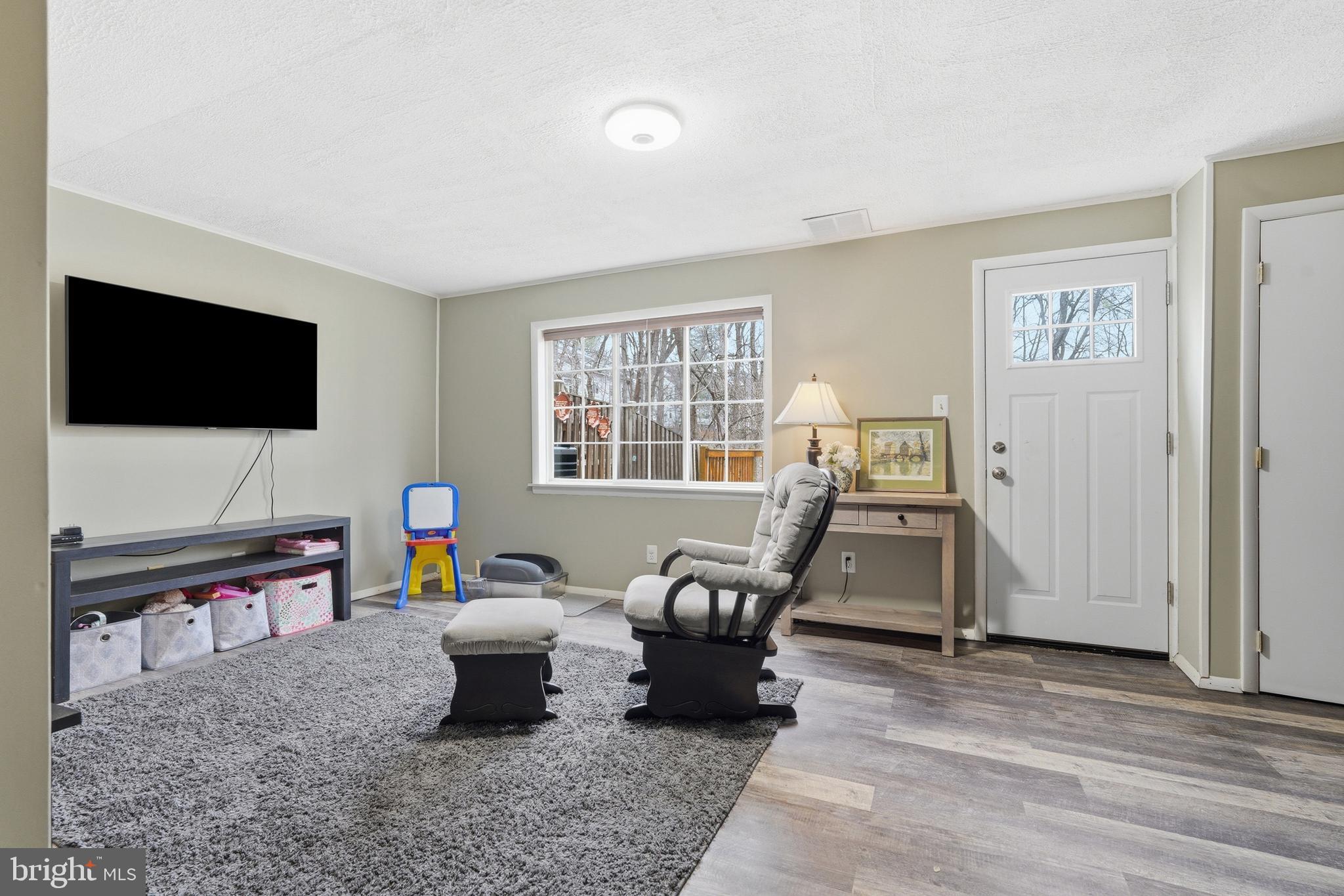 10504 Apple Ridge Road Gaithersburg, MD 20886 - Photo 20 of 33