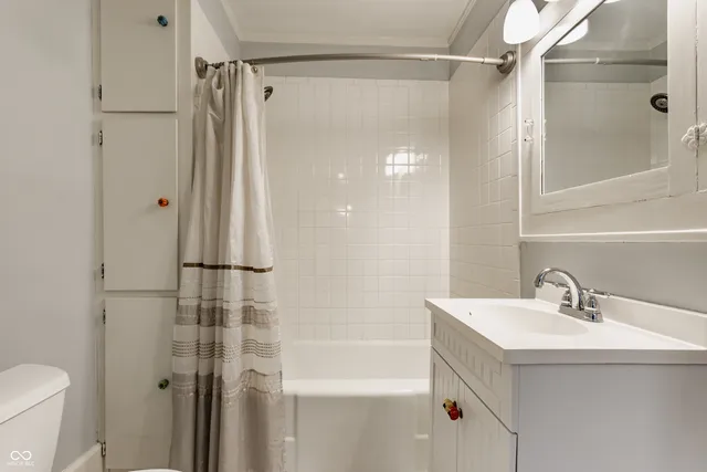 $599,900 | 5829 Broadway Street, Indianapolis, IN 46220