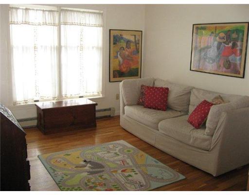 471 North Road Yarmouth, ME 04096 - Photo 9 of 16 Den/Family/Great Room.