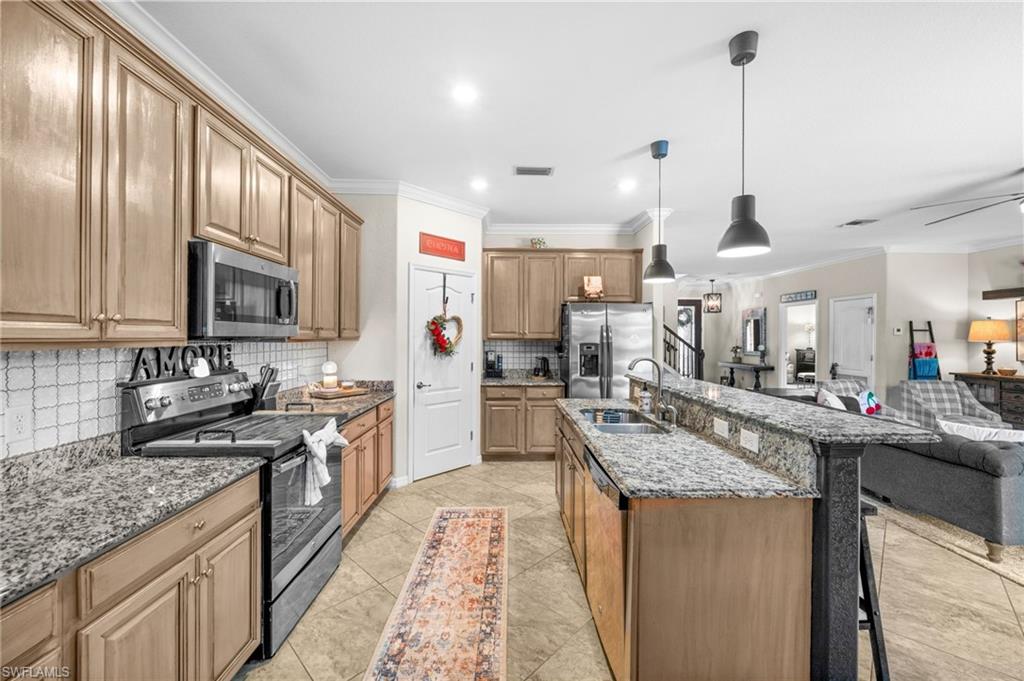 4754 Abaca Circle Naples, FL 34119 - Photo 10 of 46