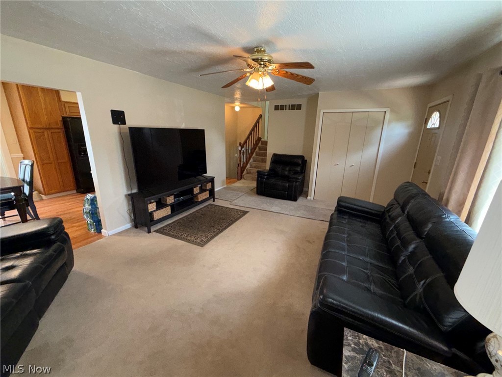 4828 New Road Austintown, OH 44515 - Photo 7 of 26