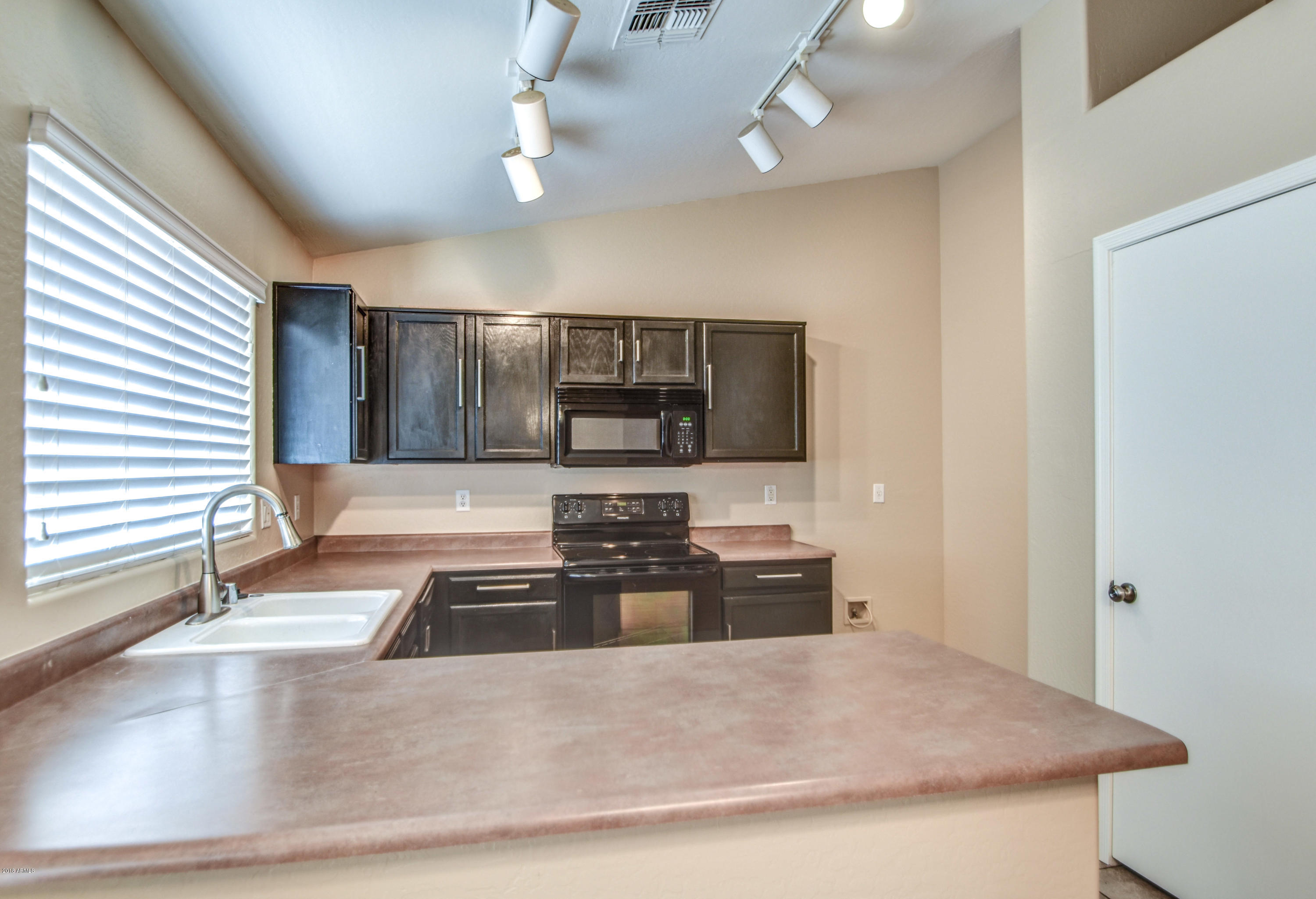 3765 South Bowman Road Apache Junction, AZ 85119 - Photo 21 of 43 KITCHEN 8