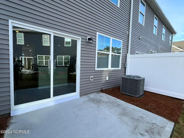 $1,910 | 6659 Lemon Lane, Wilmington, NC 28412