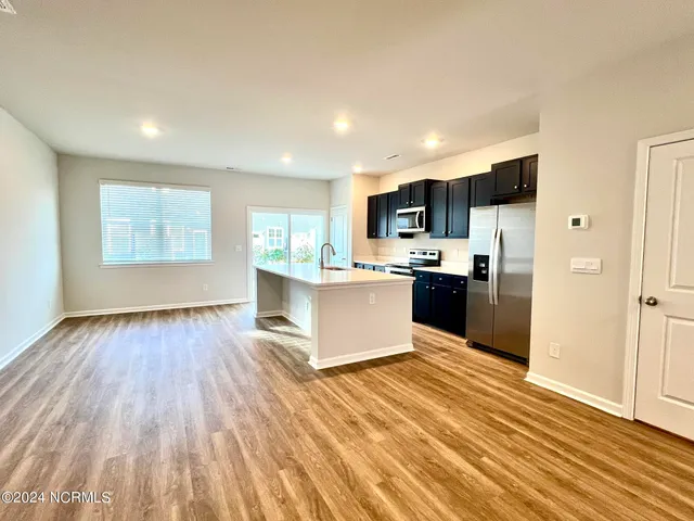 $1,910 | 6659 Lemon Lane, Wilmington, NC 28412