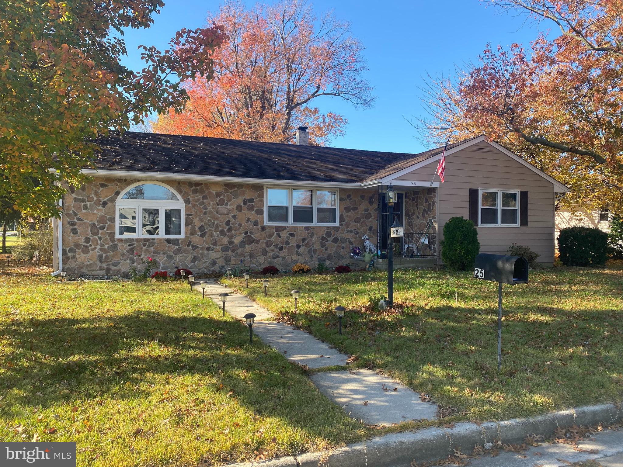 25 Georgia Road Pennsville, NJ 08070 - Photo 1 of 48
