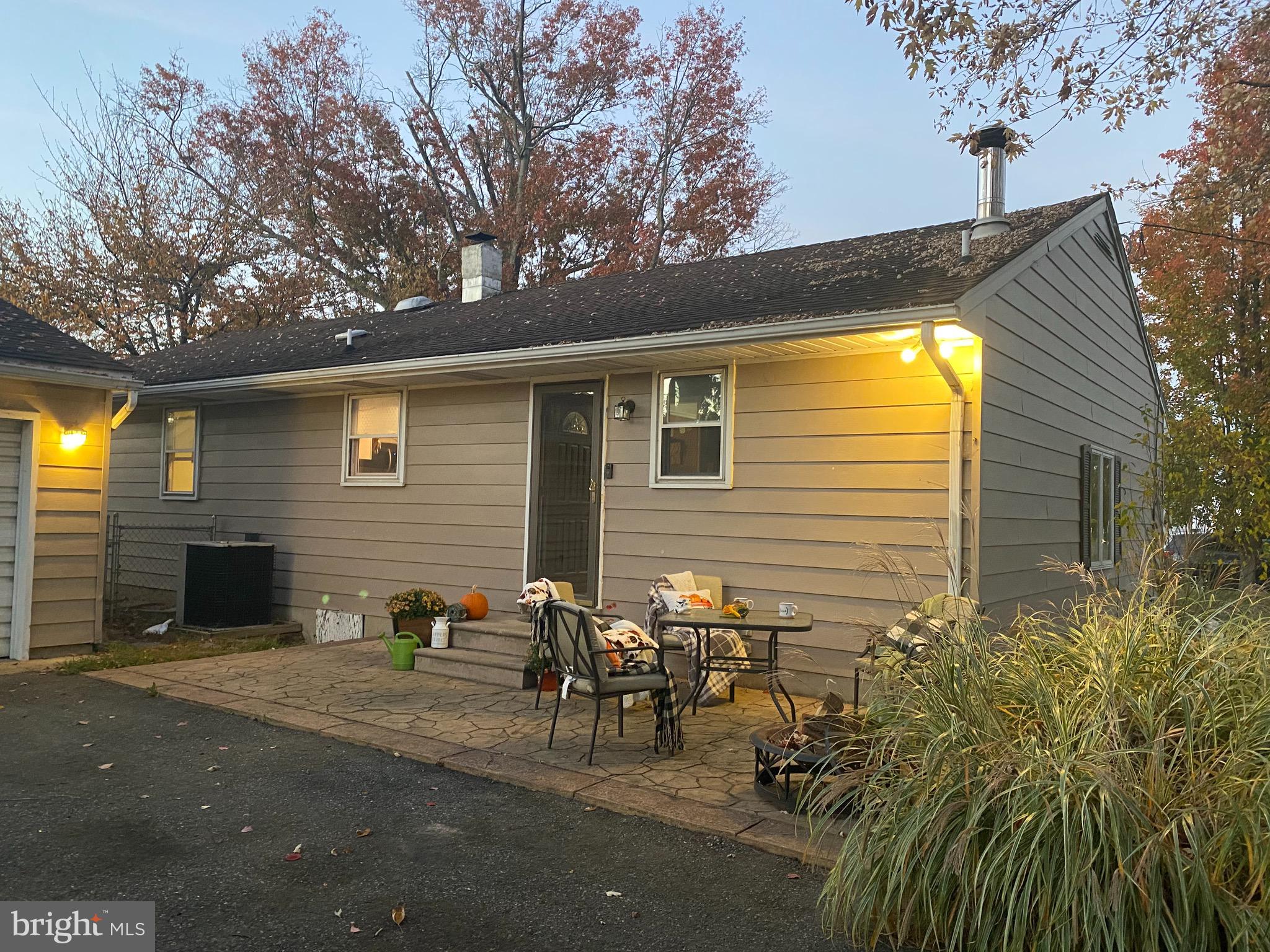 25 Georgia Road Pennsville, NJ 08070 - Photo 11 of 48