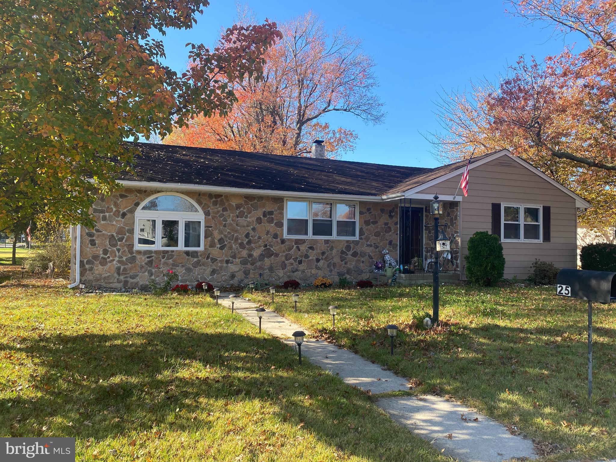 25 Georgia Road Pennsville, NJ 08070 - Photo 5 of 48