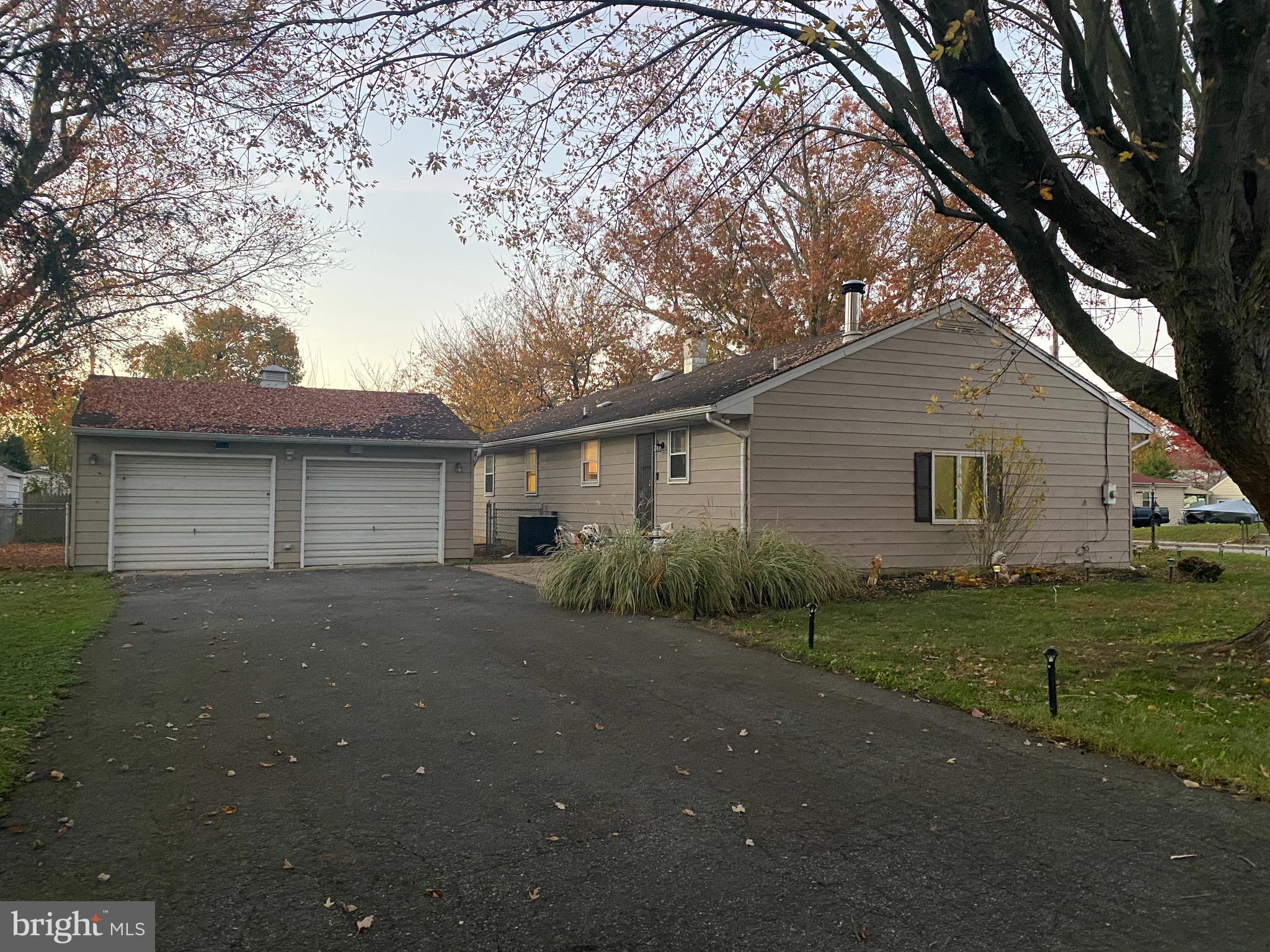 25 Georgia Road Pennsville, NJ 08070 - Photo 7 of 48