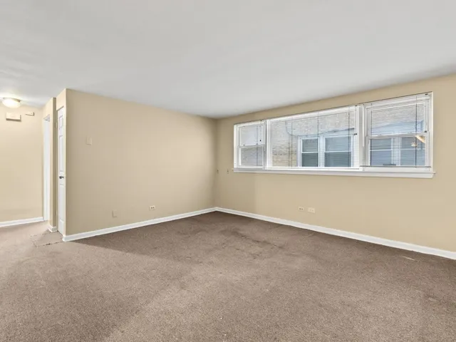 $159,900 | 2642 North Harlem Avenue, Unit GE, Elmwood Park, IL 60707