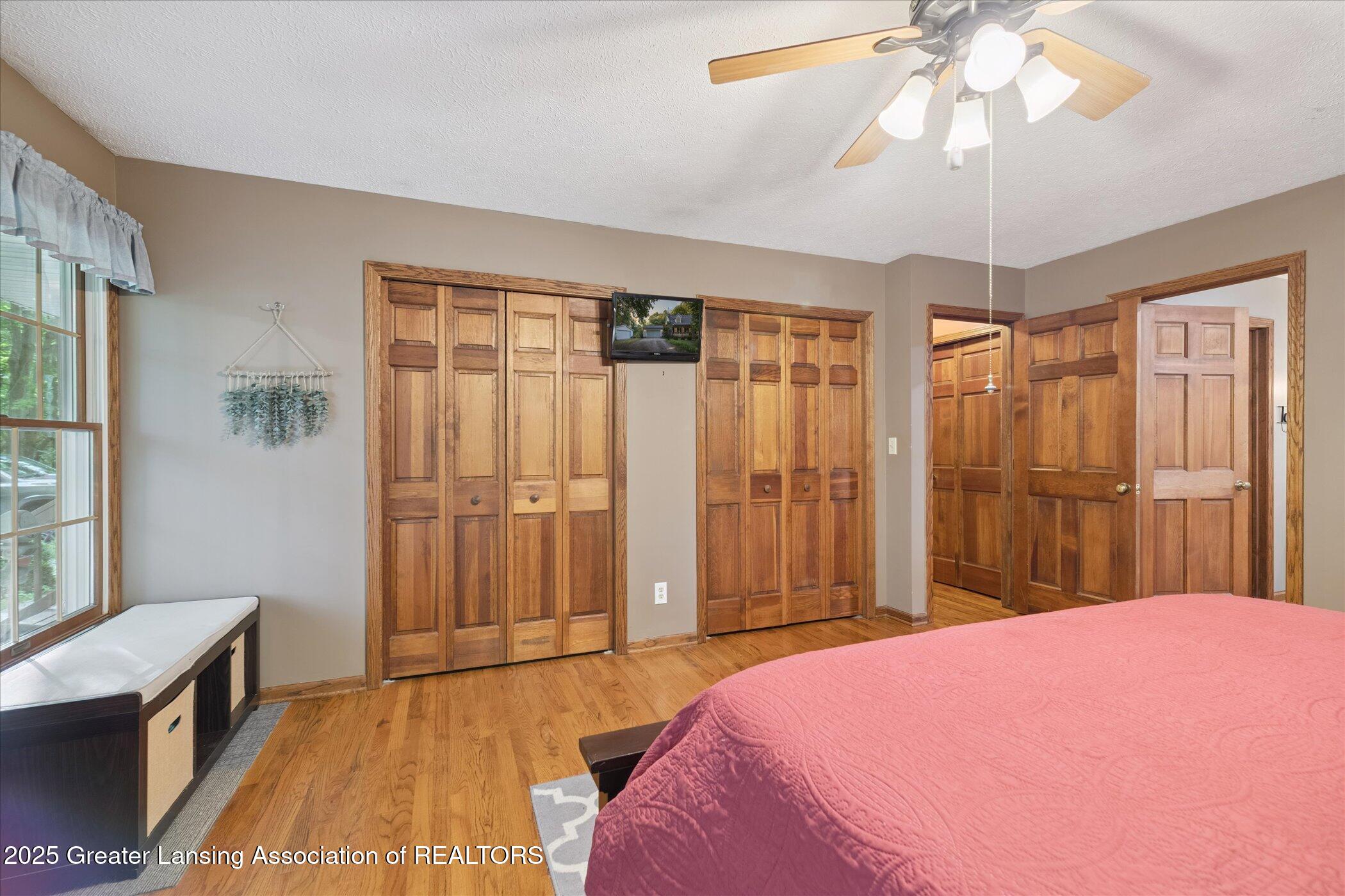 6044 West Beard Road Perry, MI 48872 - Photo 20 of 59 19-6044-W-Beard-Rd-Perry-MI-48872-Window