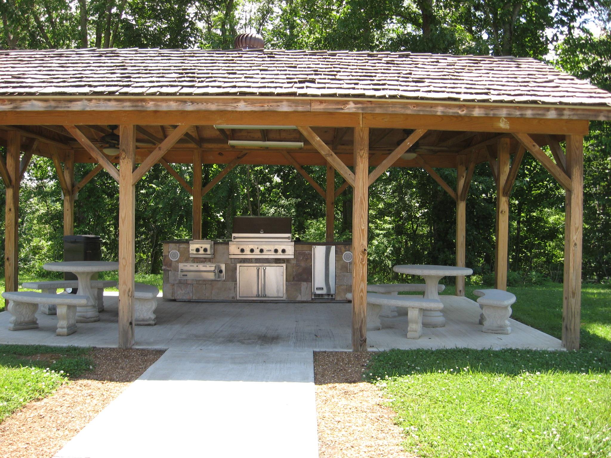 7100 Dale Ridge Road, Unit F5 Lancaster, TN 38569 - Photo 29 of 29 Grill on this Viking Outdoor kitchen any time of year!
