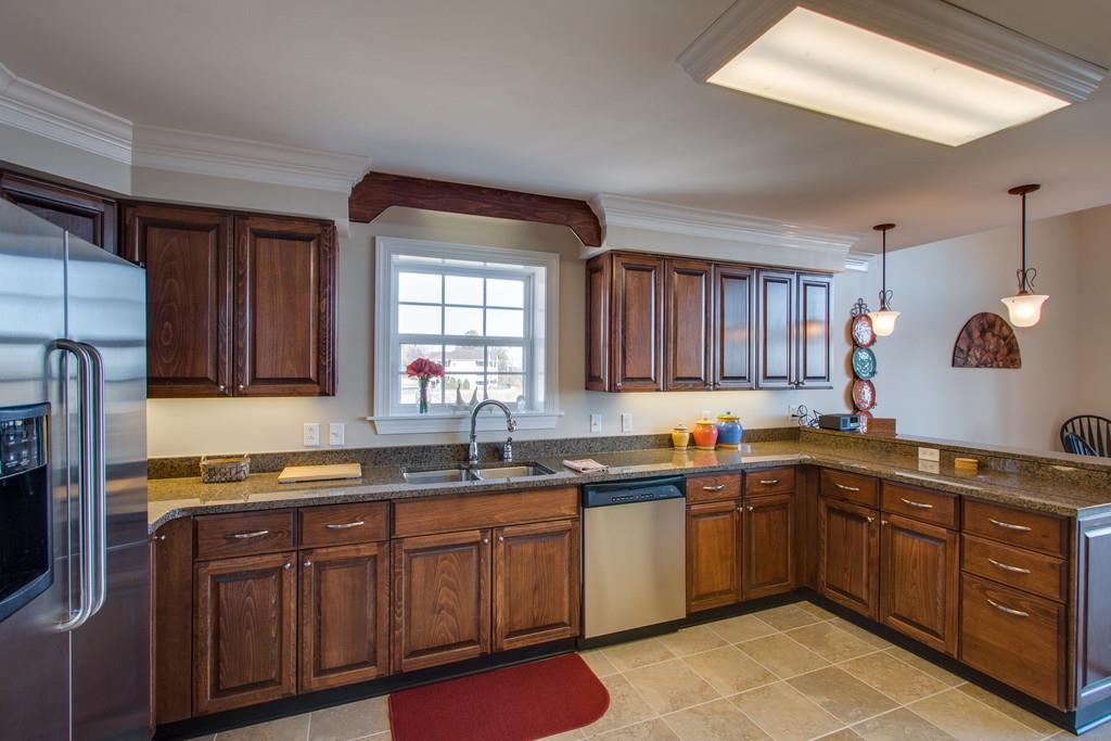 7100 Dale Ridge Road, Unit F5 Lancaster, TN 38569 - Photo 10 of 29 Beautiful cabinets and lots of them!