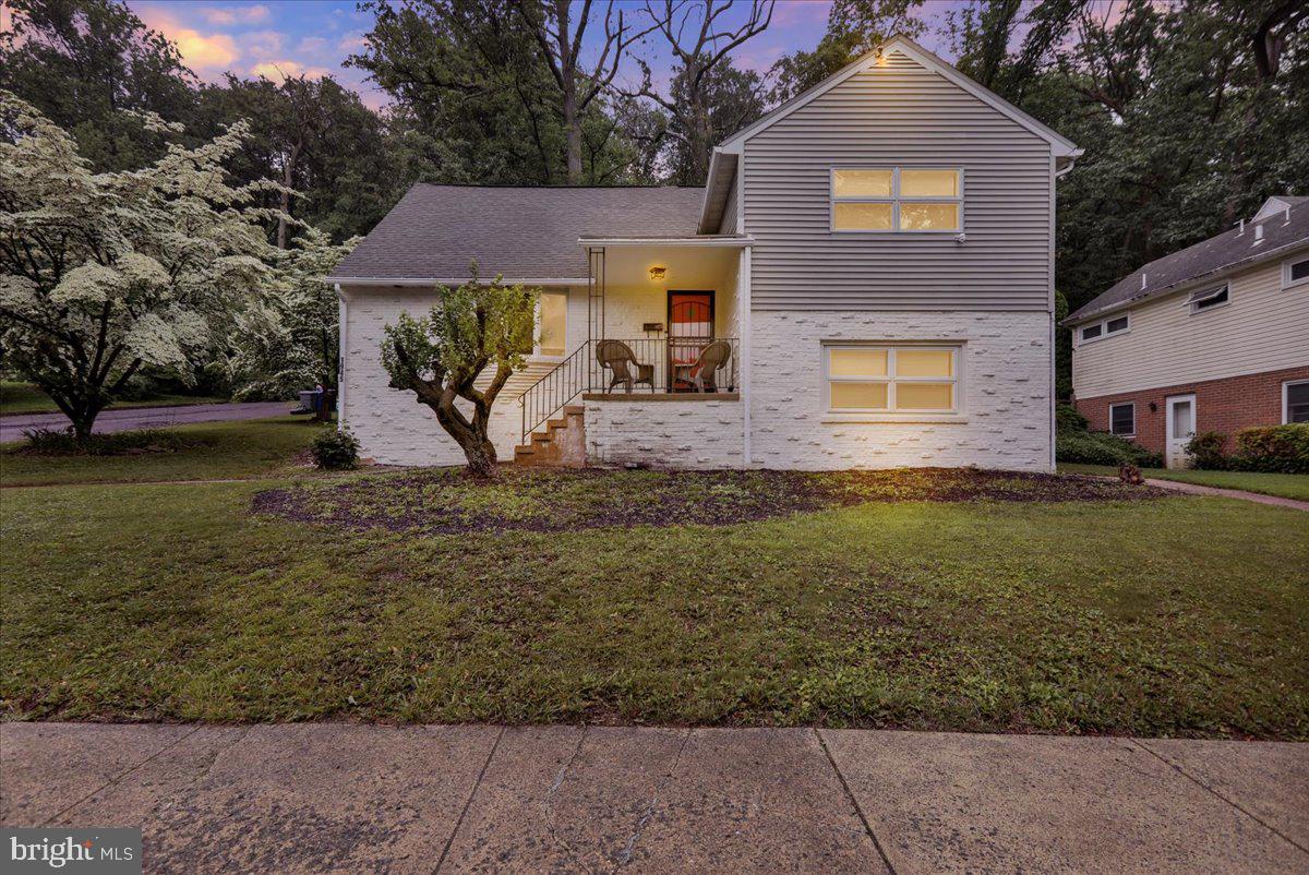 1945 Lorraine Road Reading, PA 19604 - Photo 1 of 34 Gallery Image 1