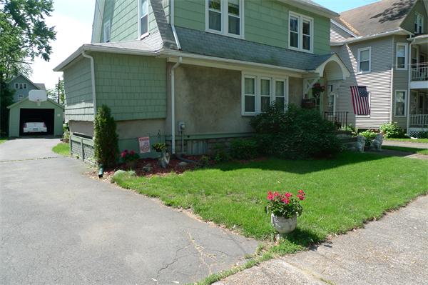 23 Warren Street West Springfield, MA 01089 - Photo 2 of 17 Gallery Image 2