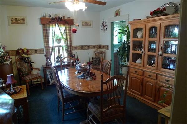 23 Warren Street West Springfield, MA 01089 - Photo 8 of 17 Gallery Image 8