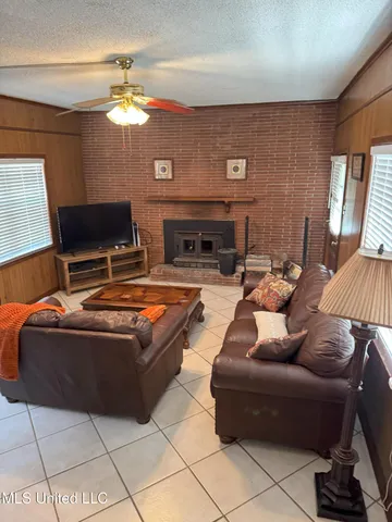 $170,000 | 185 Chatham Drive, Holly Springs, MS 38635