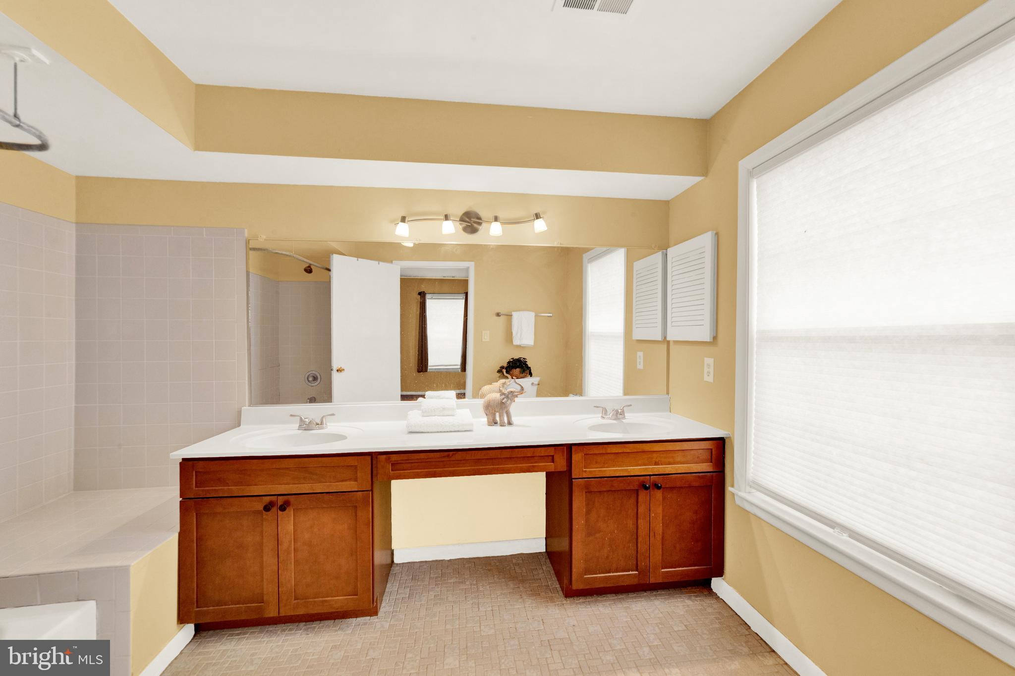 115 Cascade Court, Unit 4 Princeton, NJ 08540 - Photo 11 of 21