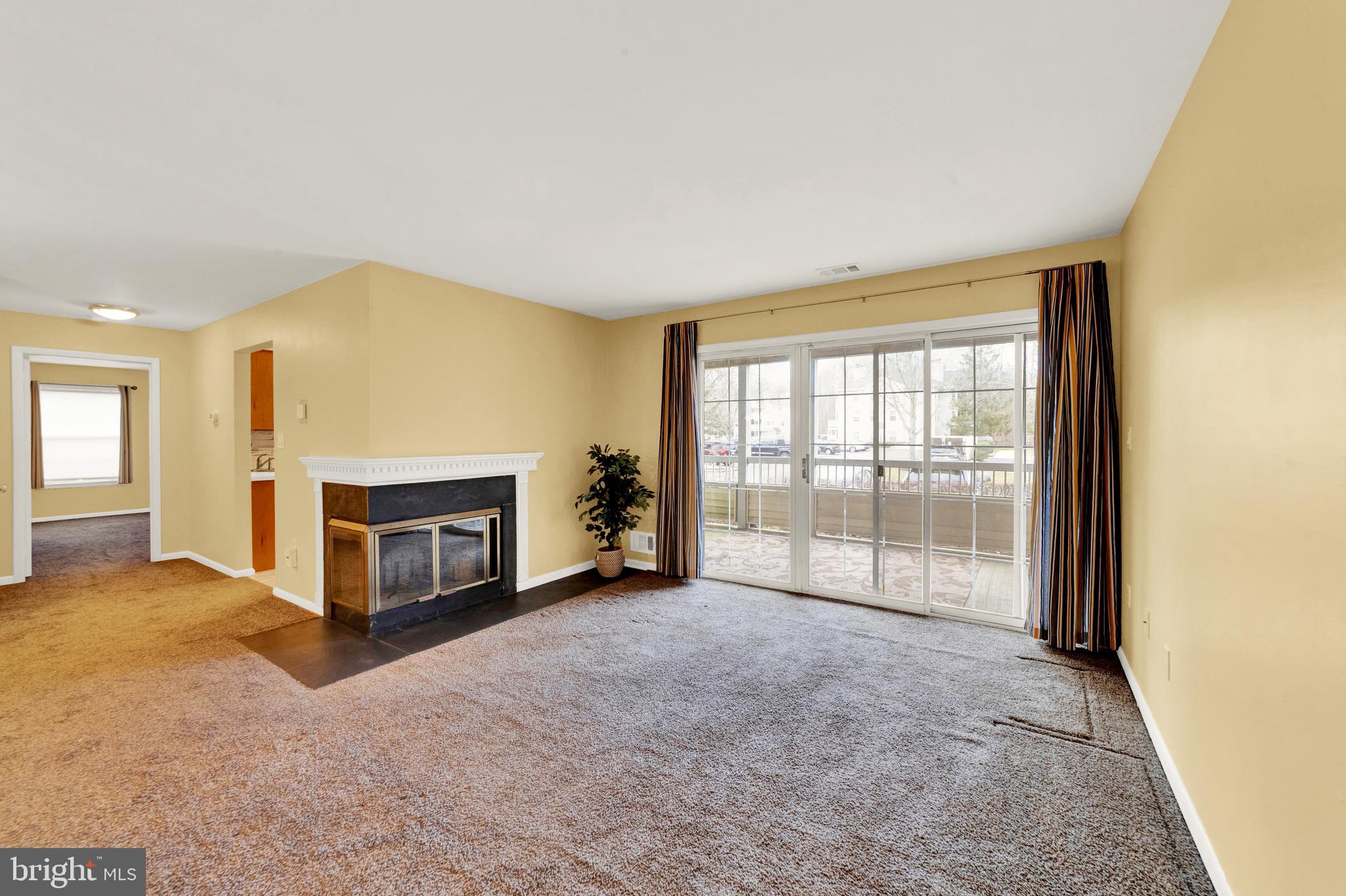 115 Cascade Court, Unit 4 Princeton, NJ 08540 - Photo 4 of 21