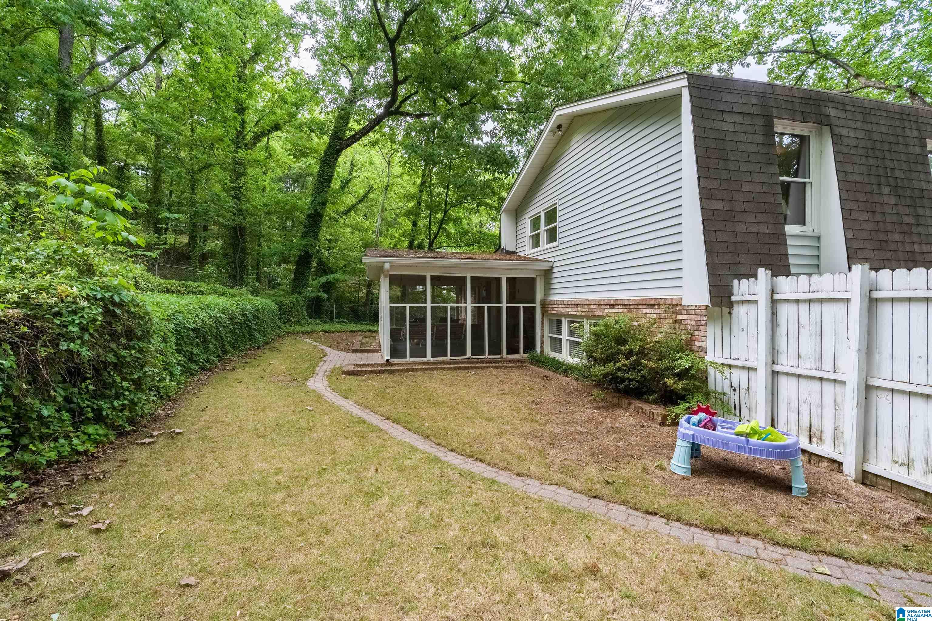 1004 Ryecroft Circle Pelham, AL 35124 - Photo 27 of 29