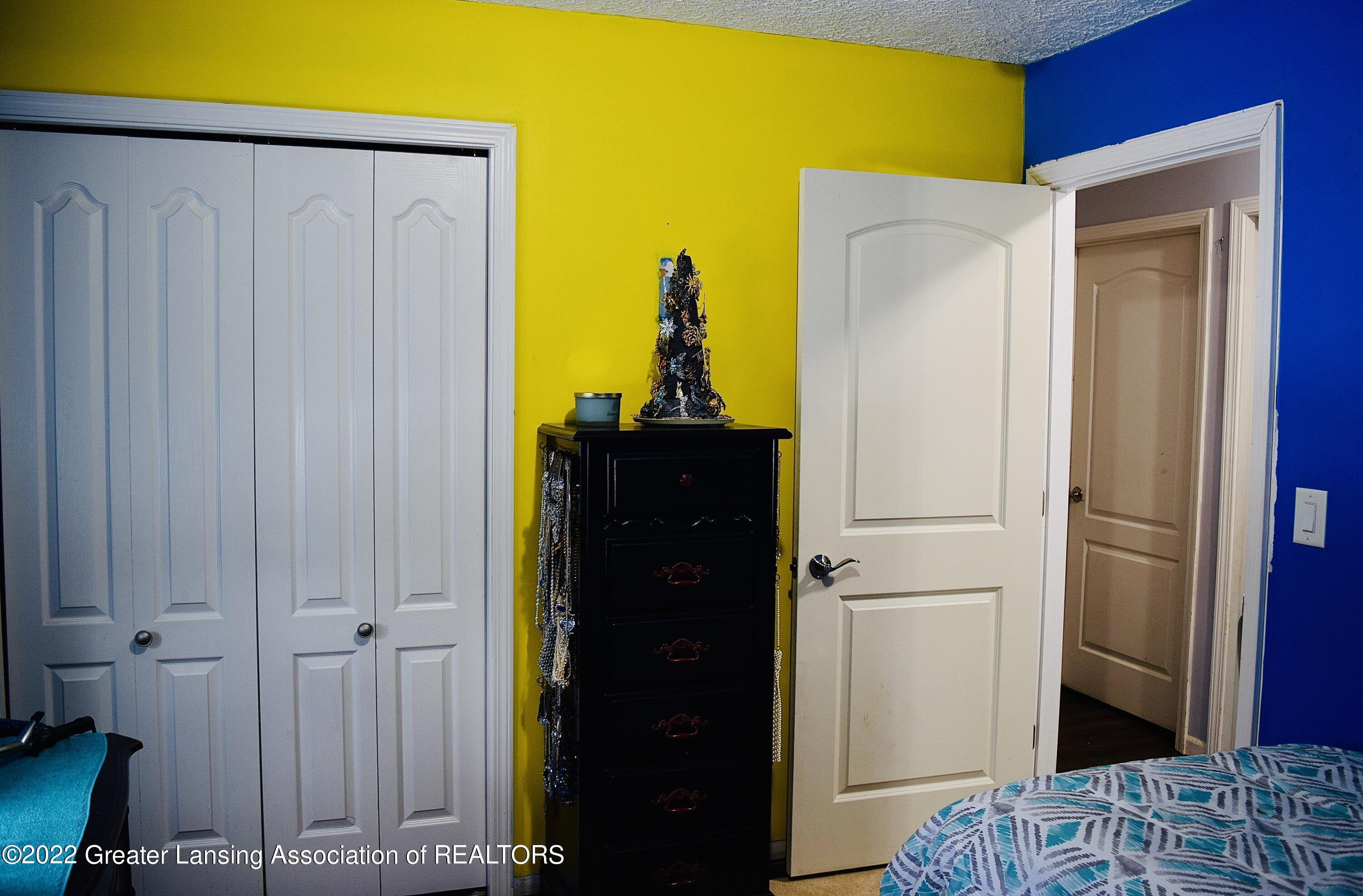 2727 Pine Tree Road Holt, MI 48842 - Photo 24 of 34 FC1D7098-3E1E-48B8-866F-79F0A529CD8A