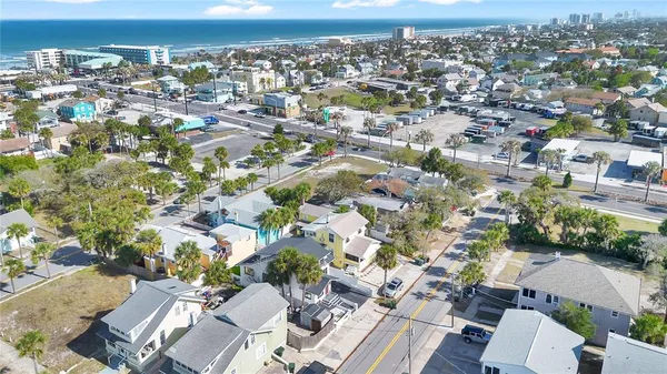 $377,000 | 207 South Oleander Avenue, Daytona Beach, FL 32118