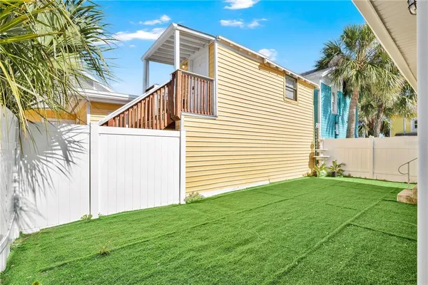 $377,000 | 207 South Oleander Avenue, Daytona Beach, FL 32118