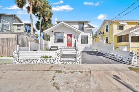 $349,000 | 207 South Oleander Avenue, Daytona Beach, FL 32118