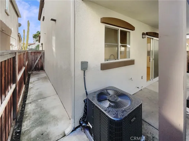 $690,000 | 3247 Garden, Hawthorne, CA 90250