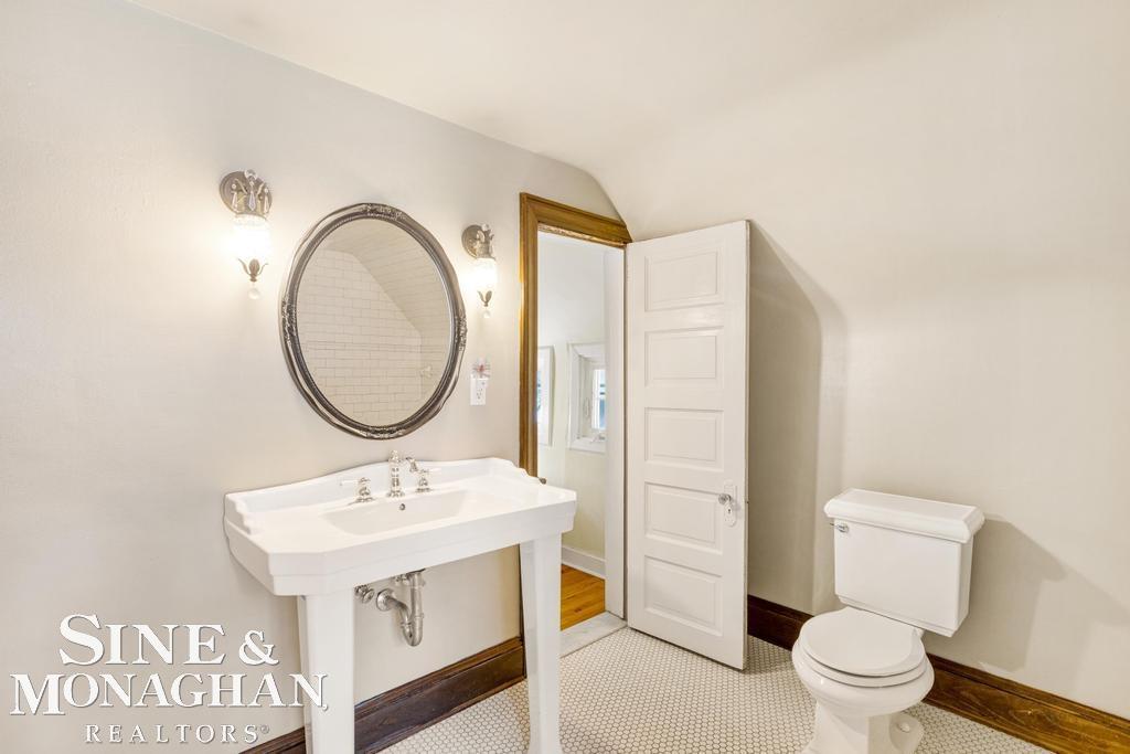 127 Muir Road Grosse Pointe Farms, MI 48236 - Photo 26 of 50
