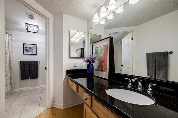 $2,000 | 199 14th Street Northeast, Unit 1709, Atlanta, GA 30309