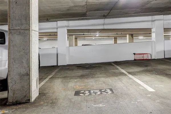 $2,000 | 199 14th Street Northeast, Unit 1709, Atlanta, GA 30309