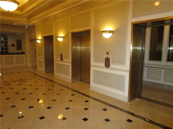 $2,000 | 199 14th Street Northeast, Unit 1709, Atlanta, GA 30309