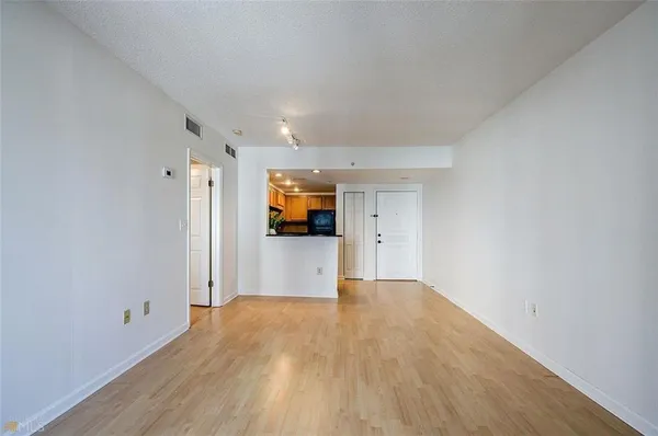 $2,000 | 199 14th Street Northeast, Unit 1709, Atlanta, GA 30309