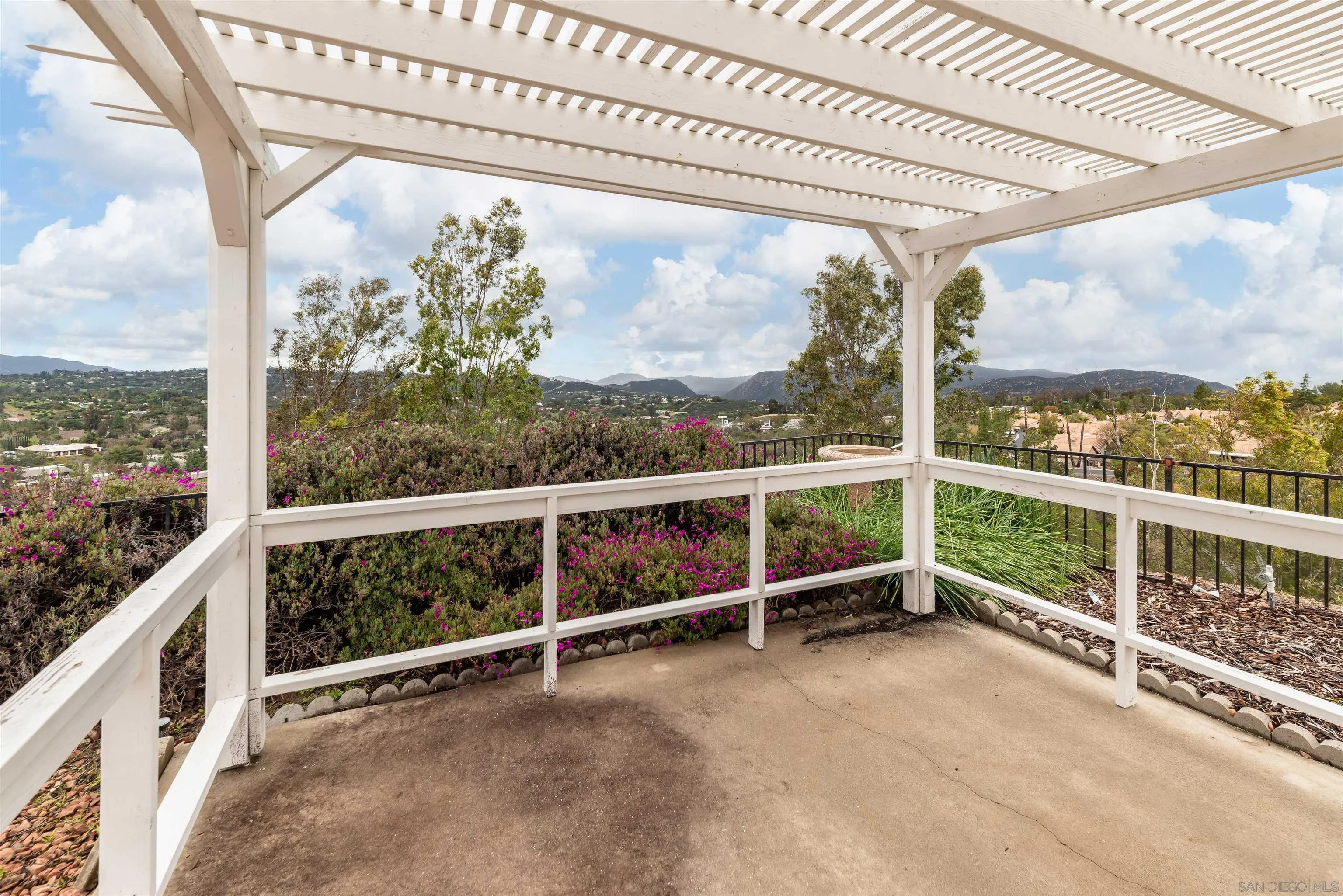 2002 Snapdragon Lane Alpine, CA 91901 - Photo 21 of 25 a view of a balcony