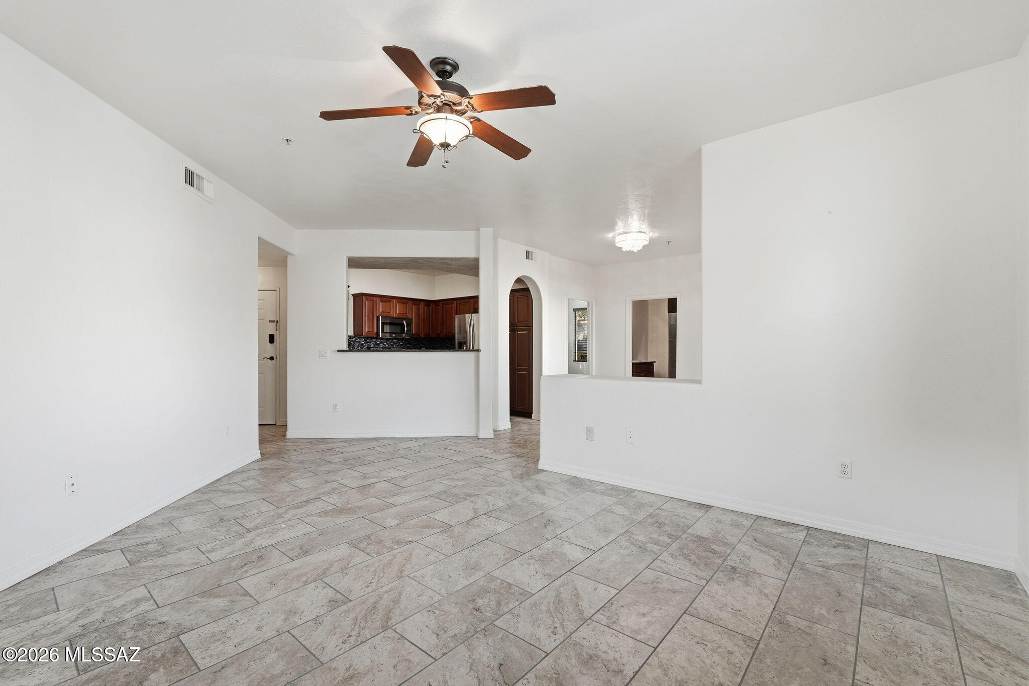 2550 East River Road, Unit 1203 Tucson, AZ 85718 - Photo 8 of 39 Family Room
