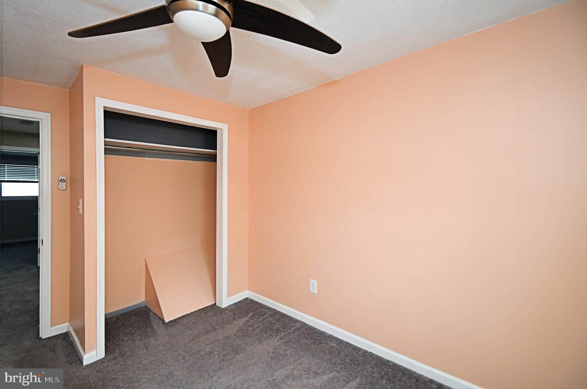 12134 Rambler Road Philadelphia, PA 19154 - Photo 28 of 40
