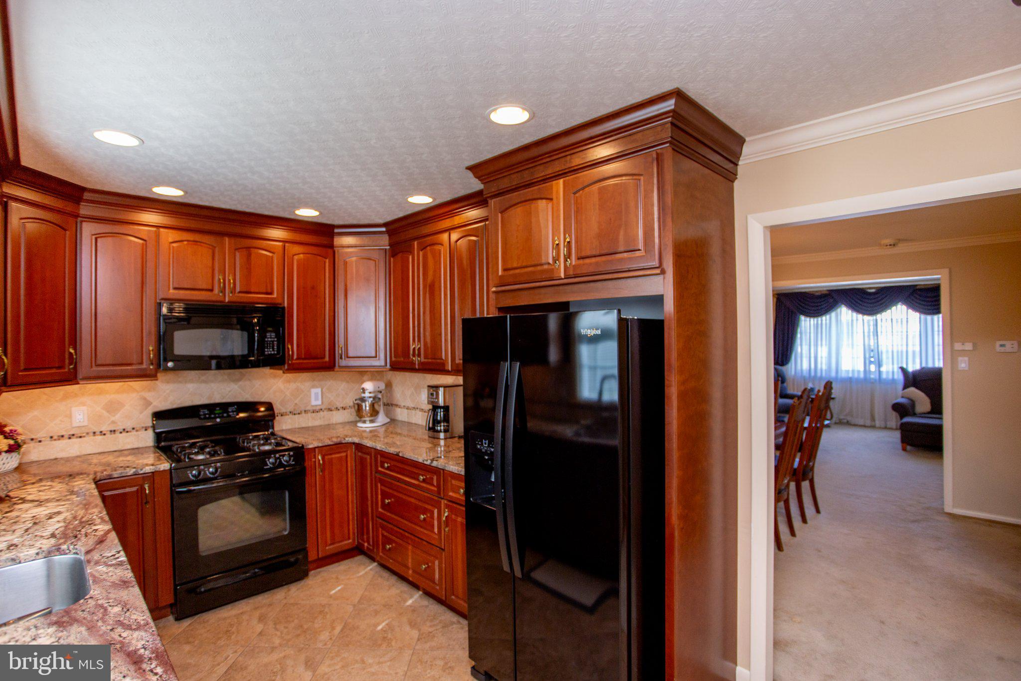 10213 Kilburn Road Philadelphia, PA 19114 - Photo 19 of 76 Gallery Image 19