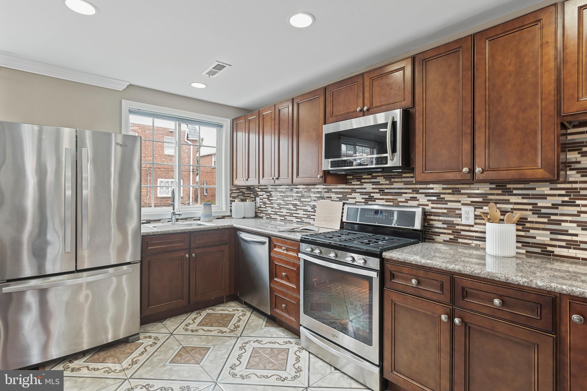 8530 Temple Road Philadelphia, PA 19150 - Photo 8 of 28 Gallery Image 8